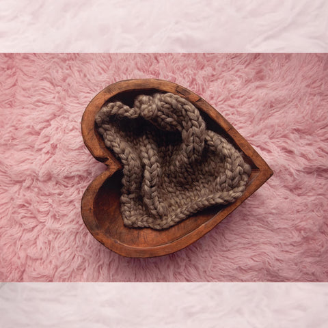Heart Shape Basket on Rug Printed Floordrop