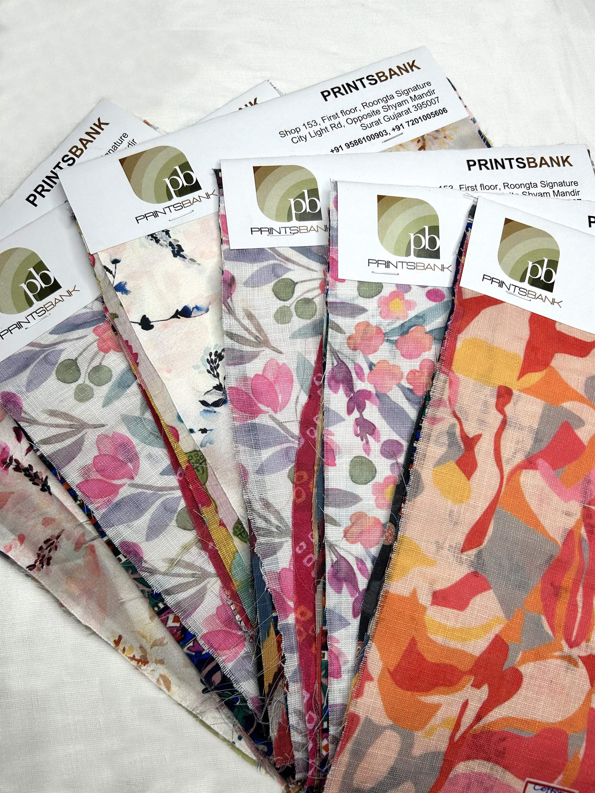 One Sample Folder / Fabric Swatch Book 10+ Fabrics cutting – Printsbank