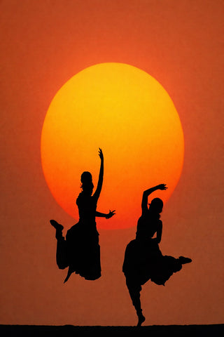 Sunrise Event Dance Hanging